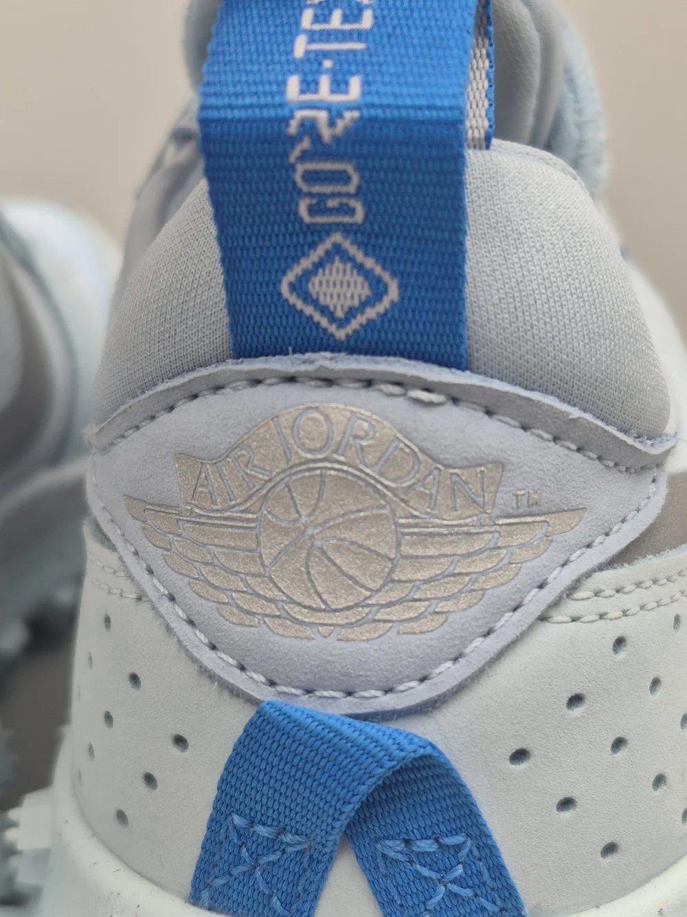 Nike Air Jordan 1 Element Low Glacier Blue Gore-Tex Trail FV4227-400 Size 8.5